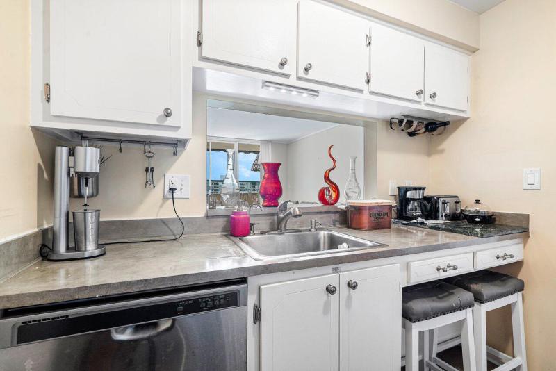  Condo & Townhome Photos