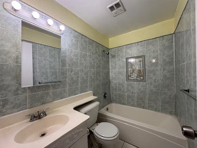  Condo & Townhome Photos