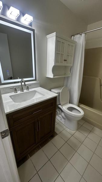  Condo & Townhome Photos