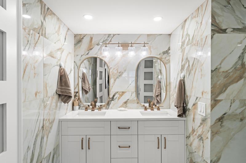 Condo & Townhome Photos