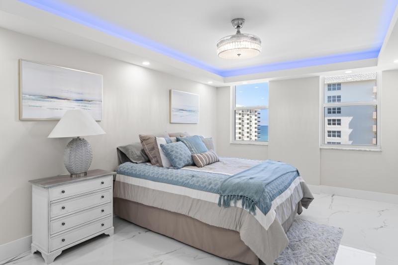  Condo & Townhome Photos