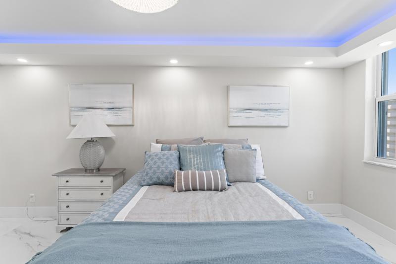  Condo & Townhome Photos