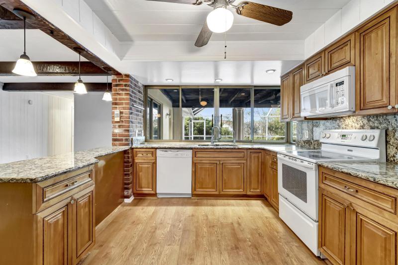  Single Family Homes Photo 15:  Coral Springs,  FL 33065