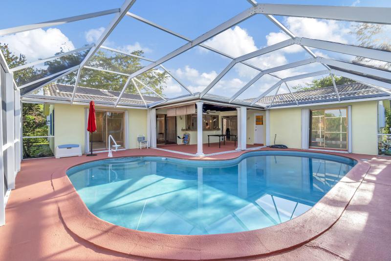  Single Family Homes Photo 43:  Coral Springs,  FL 33065