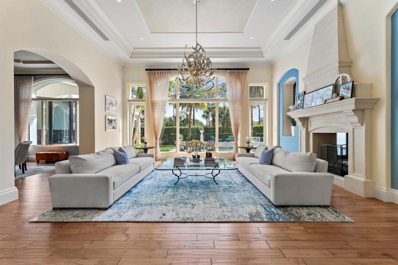 Single Family Homes Photo 5:  Jupiter,  FL 33477