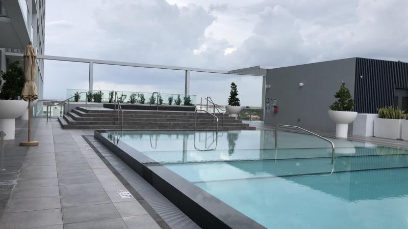  Condo & Townhome Photos