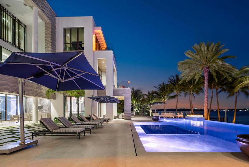  Single Family Homes Photo 127:  Manalapan,  FL 33462