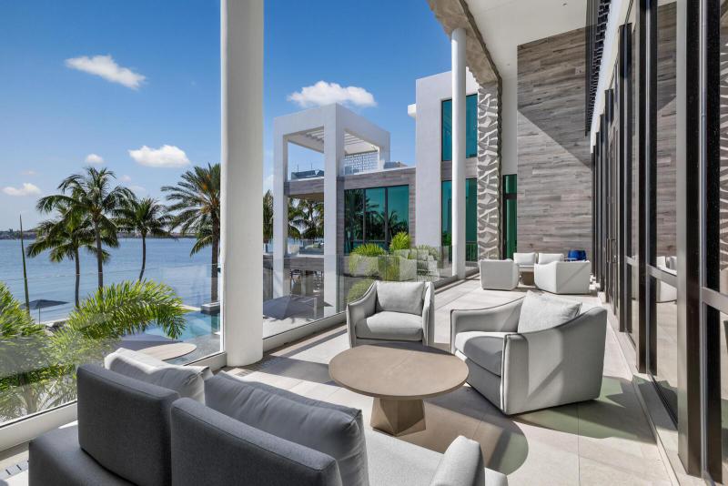  Single Family Homes Photo 17:  Manalapan,  FL 33462