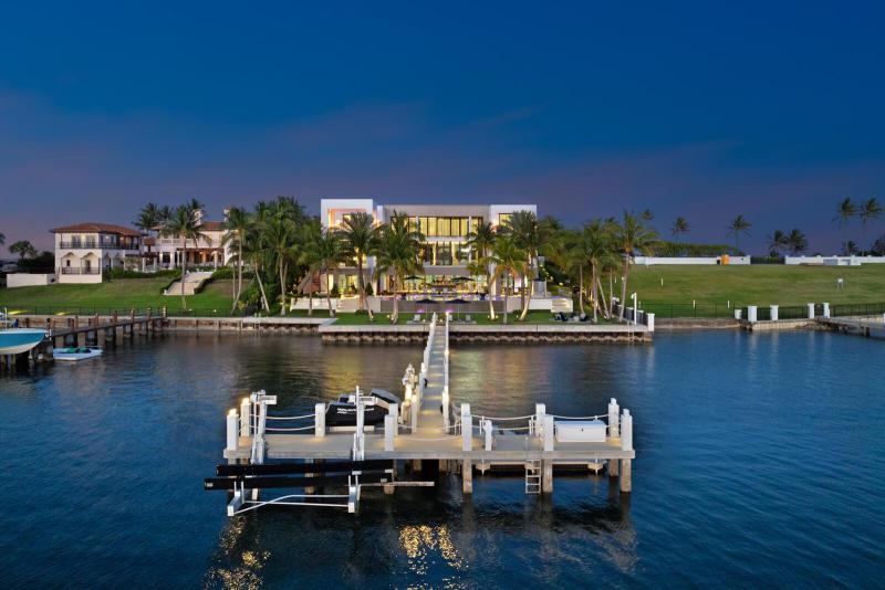  Single Family Homes Photo 4:  Manalapan,  FL 33462