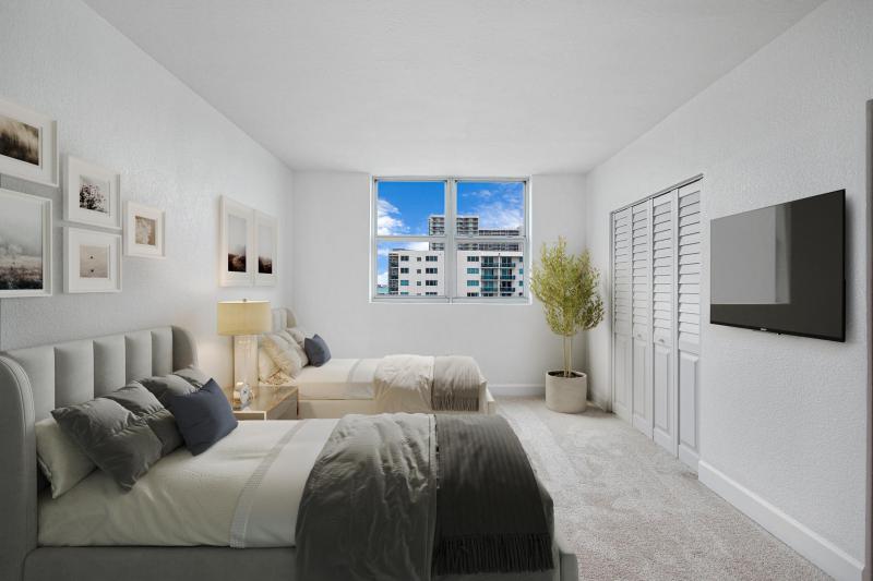  Condo & Townhome Photos