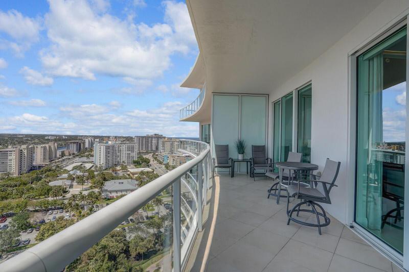  Condo & Townhome Photos