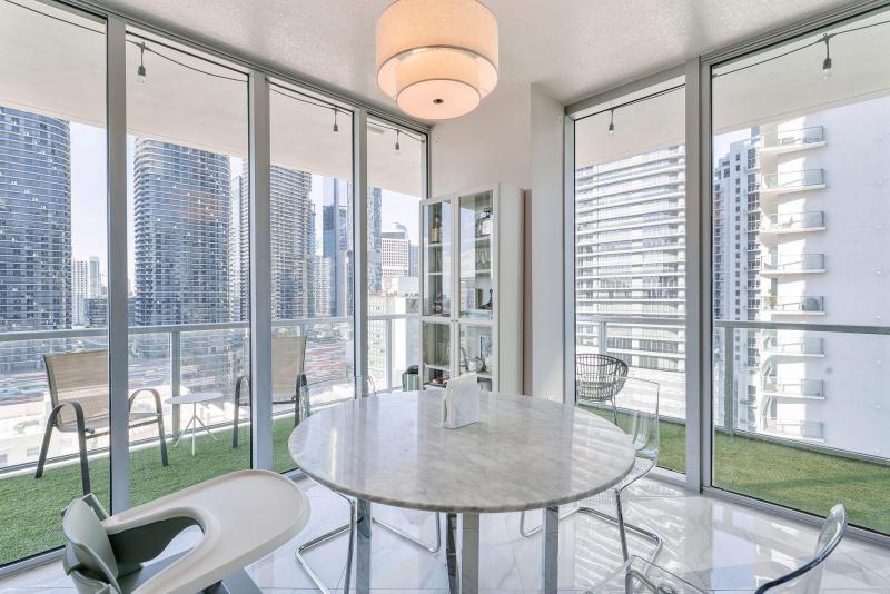  Condo & Townhome Photos