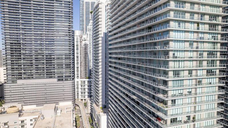  Condo & Townhome Photos