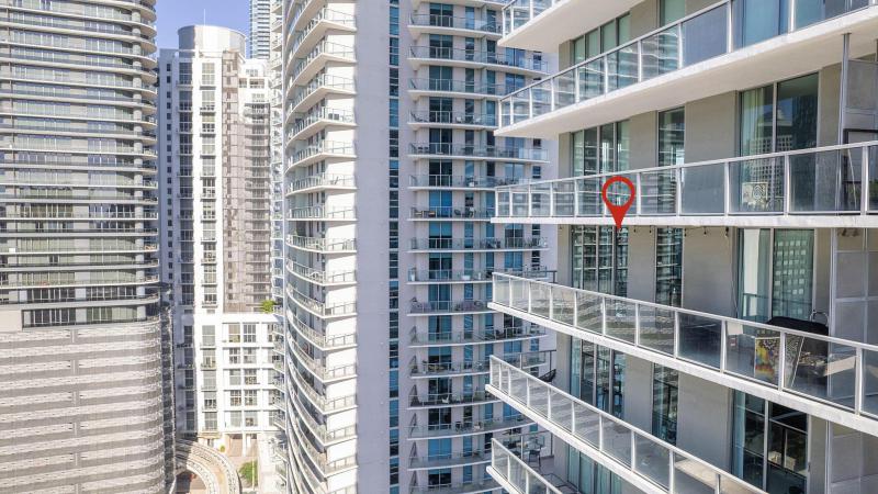  Condo & Townhome Photos
