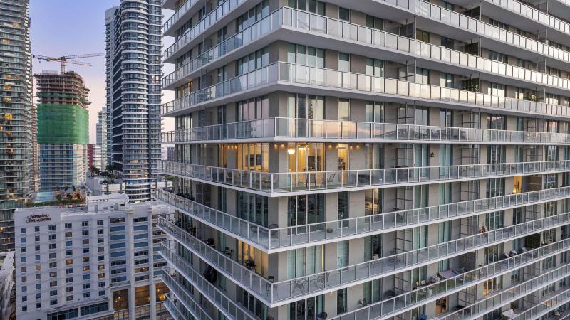  Condo & Townhome Photos