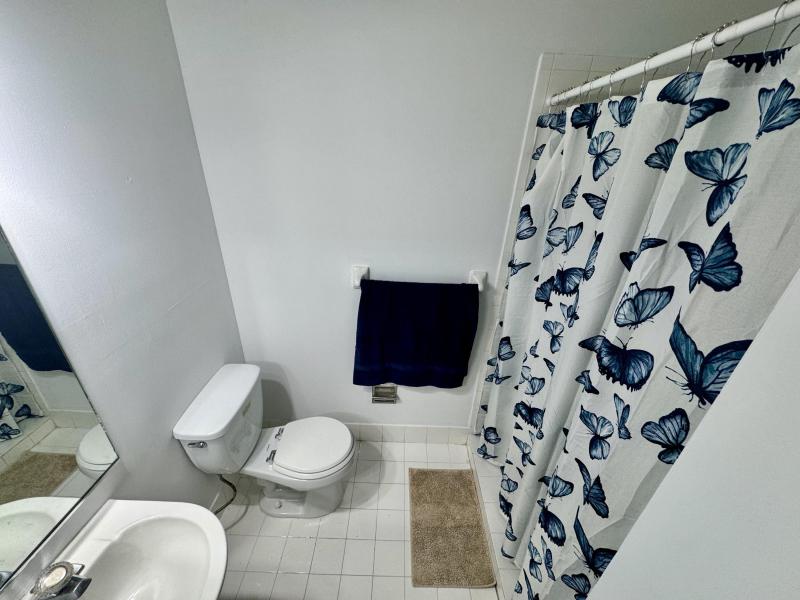  Condo & Townhome Photos