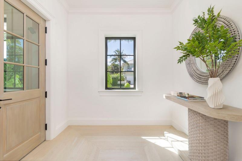  Single Family Homes Photo 4:  West Palm Beach,  FL 33405