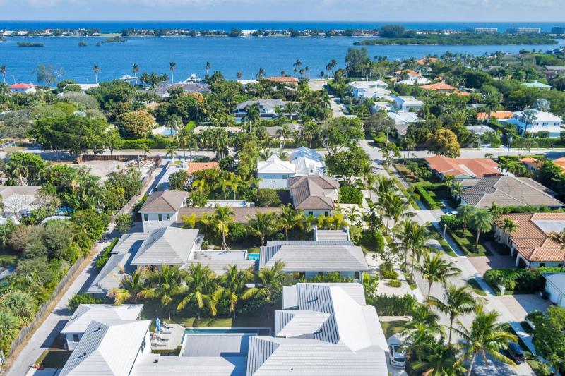  Single Family Homes Photo 77:  West Palm Beach,  FL 33405