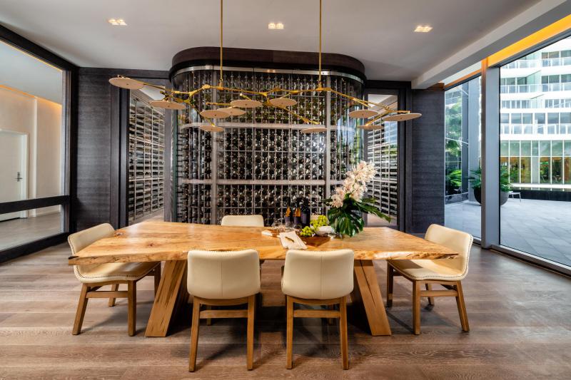  Condo & Townhome Photos