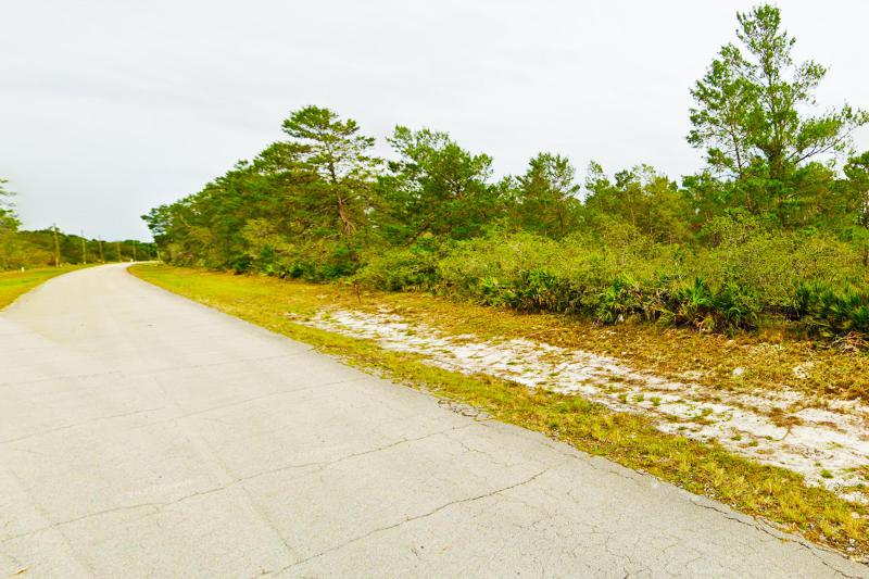  Commercial & Industrial Land Images 