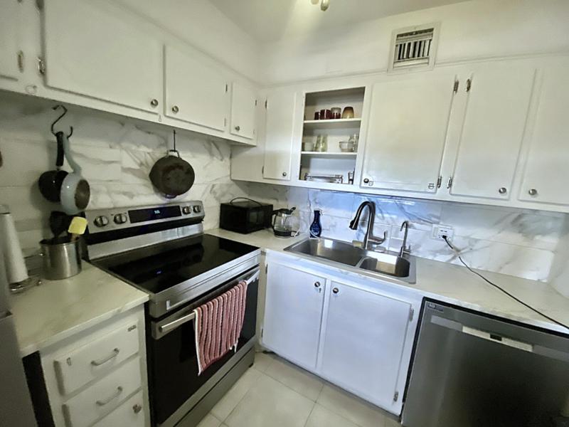  Condo & Townhome Photos