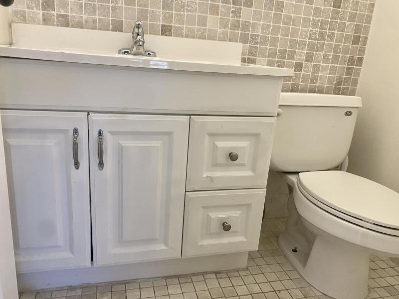  Condo & Townhome Photos
