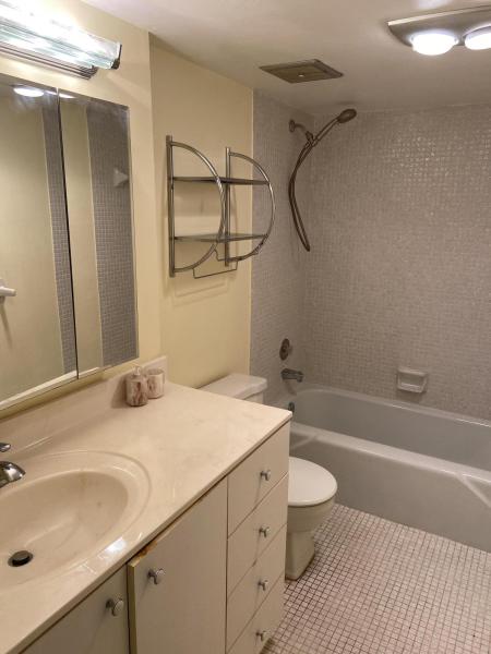  Condo & Townhome Photos
