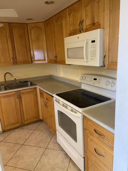 Condo & Townhome Photos