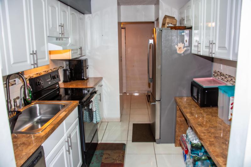  Condo & Townhome Photos