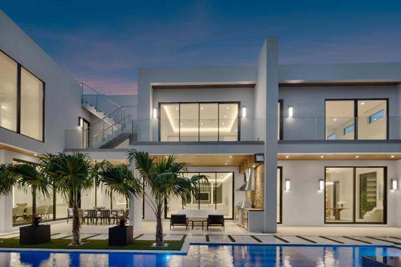  Single Family Homes Photo 13:  West Palm Beach,  FL 33405