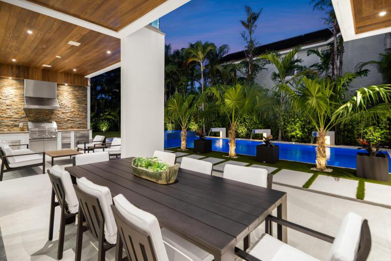  Single Family Homes Photo 15:  West Palm Beach,  FL 33405