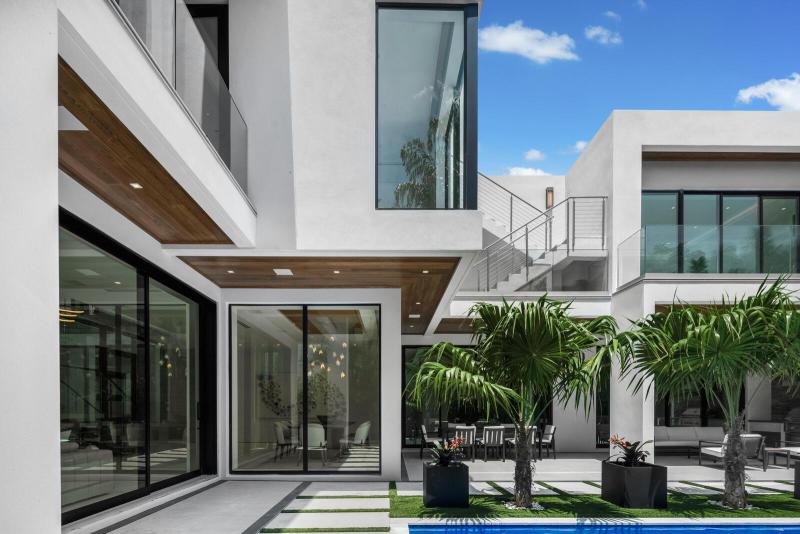  Single Family Homes Photo 8:  West Palm Beach,  FL 33405