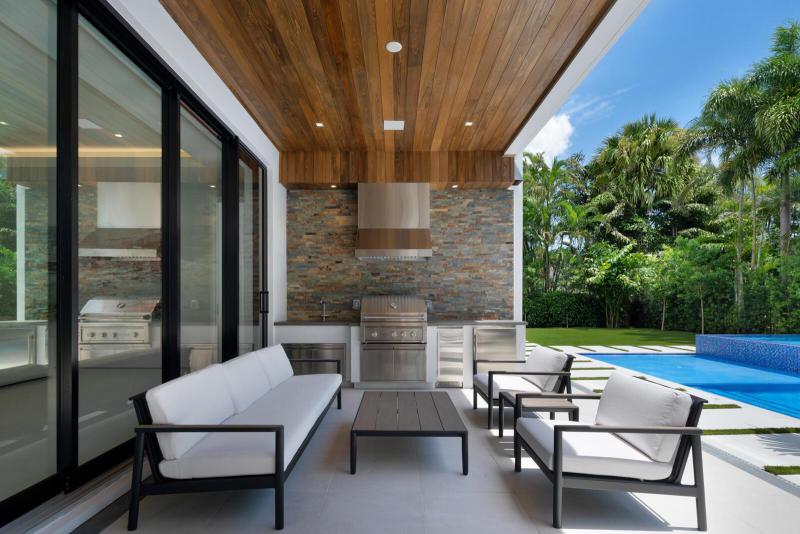  Single Family Homes Photo 9:  West Palm Beach,  FL 33405