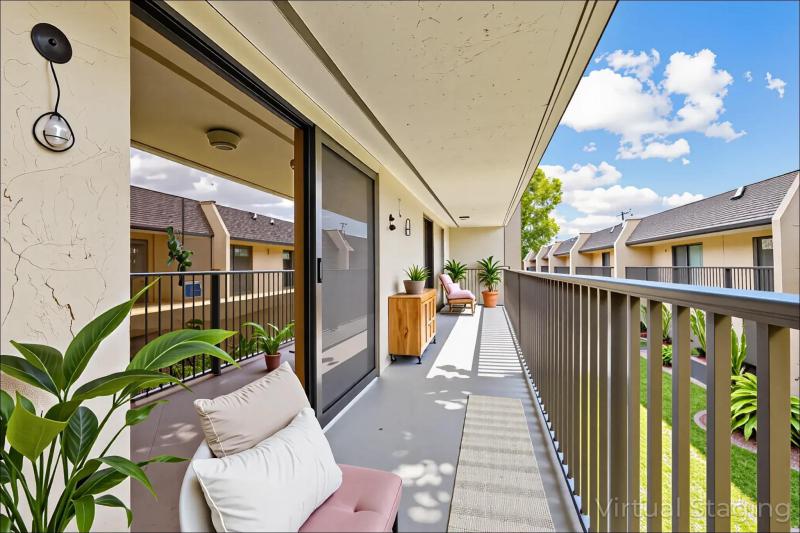  Condo & Townhome Photos
