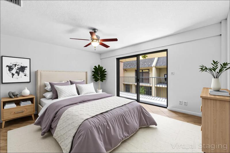  Condo & Townhome Photos