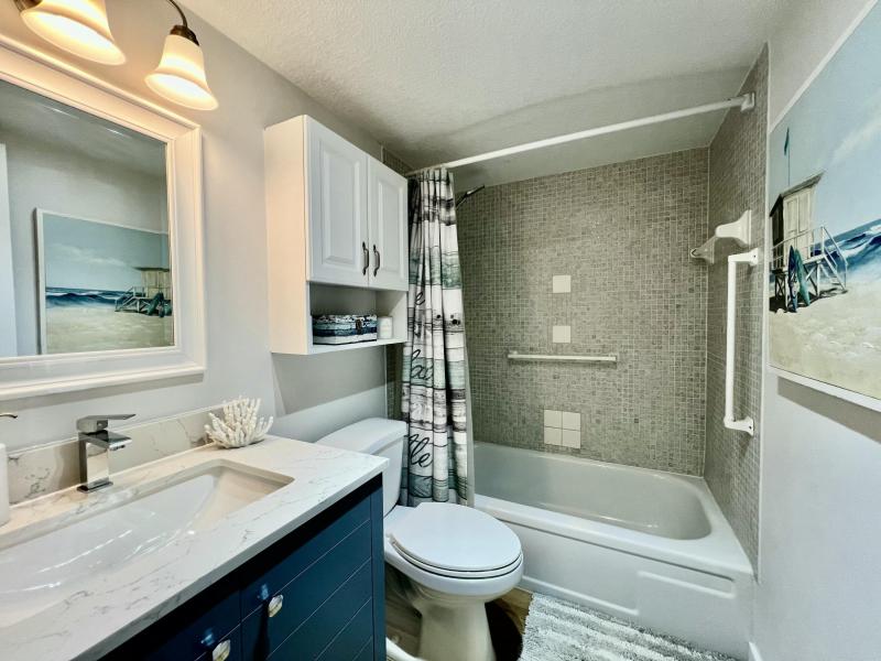  Condo & Townhome Photos