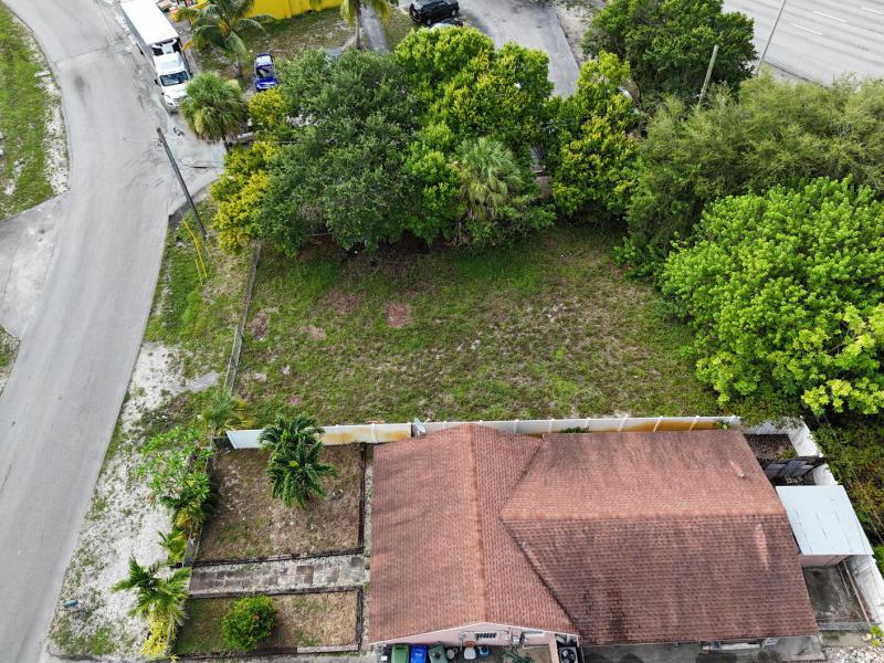  Commercial & Industrial Land Images 