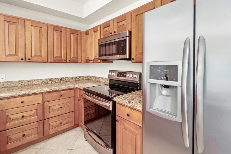 Condo & Townhome Photos