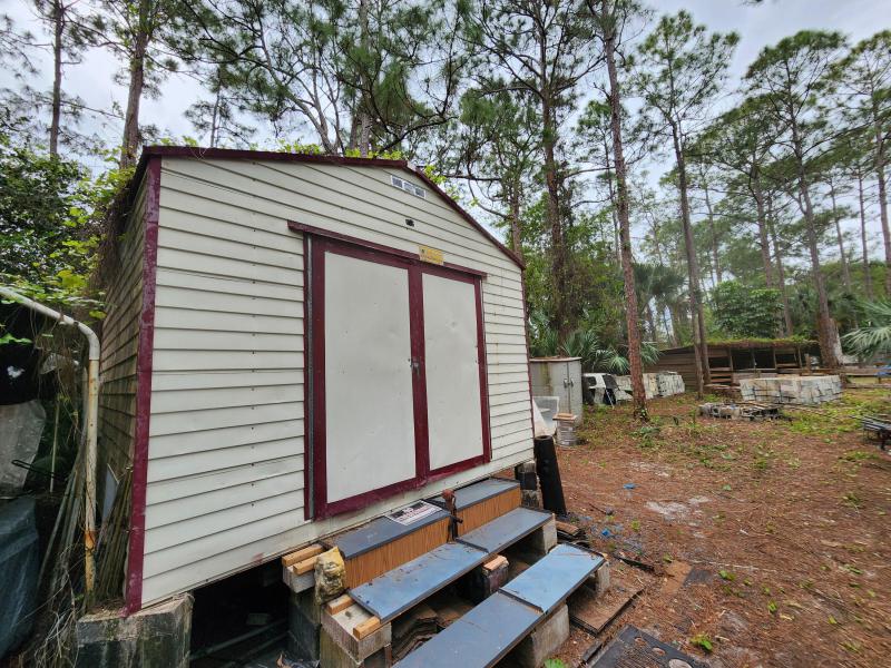  Commercial & Industrial Land Images 