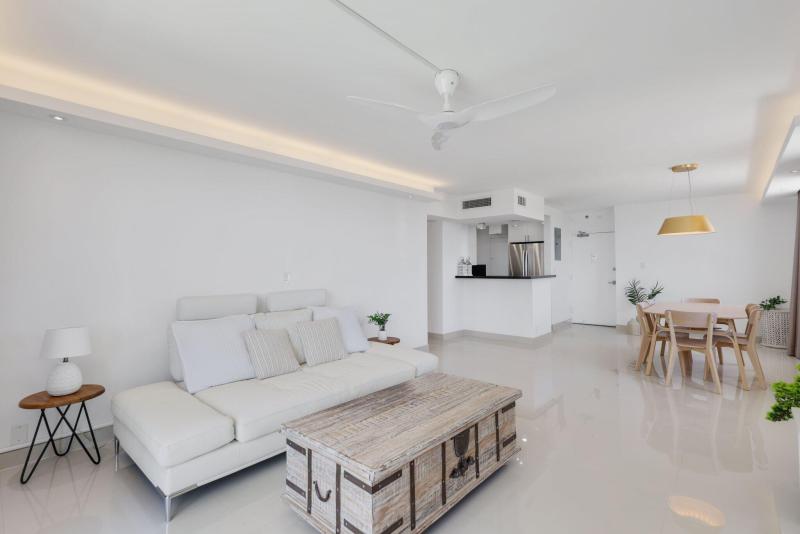  Condo & Townhome Photos