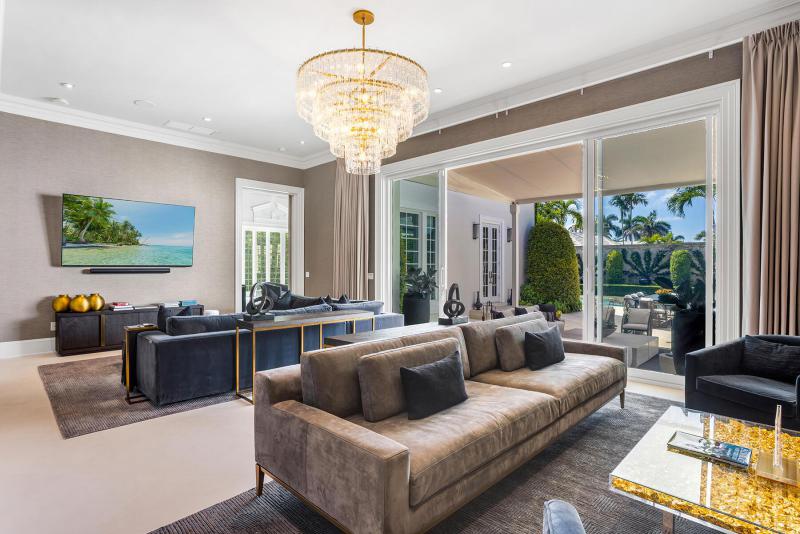  Single Family Homes Photo 15:  Palm Beach,  FL 33480