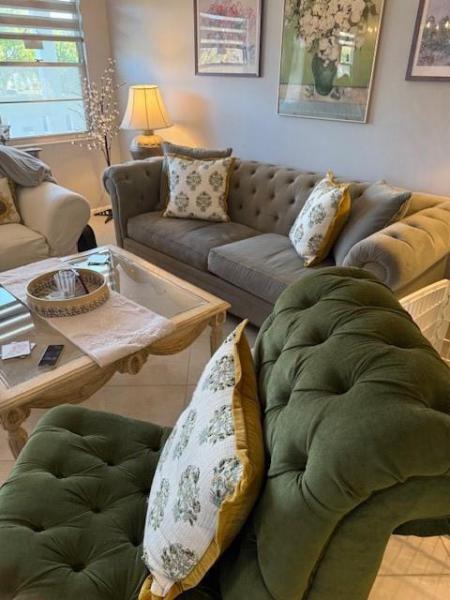  Condo & Townhome Photos