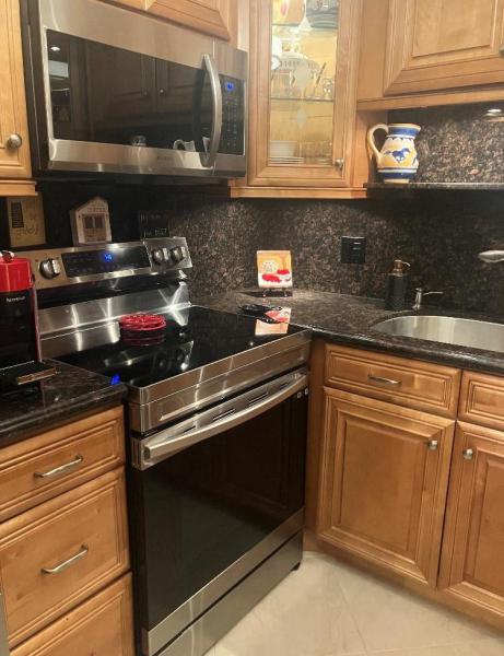  Condo & Townhome Photos