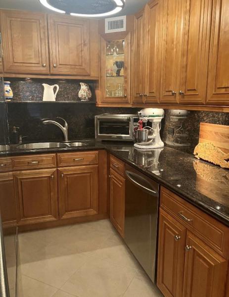  Condo & Townhome Photos