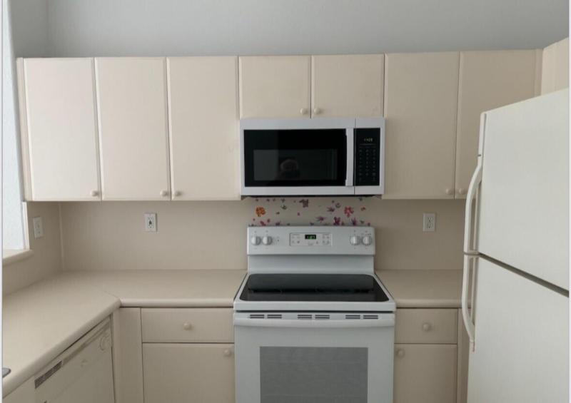  Condo & Townhome Photos