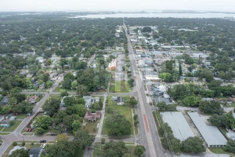  Commercial & Industrial Land Images 