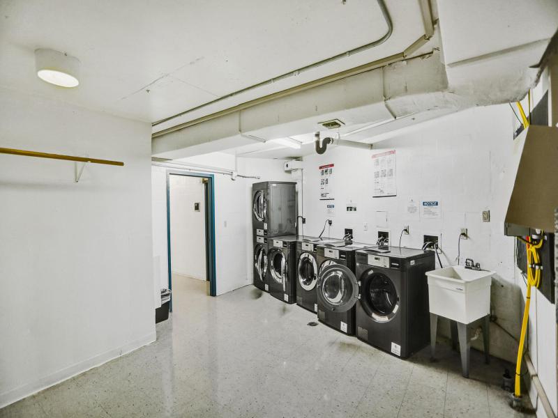  Condo & Townhome Photos