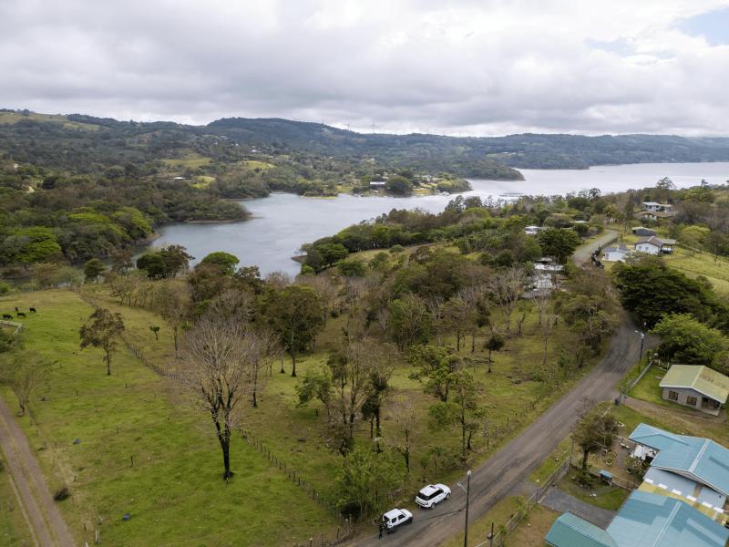  Commercial & Industrial Land Images 