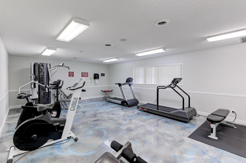  Condo & Townhome Photos