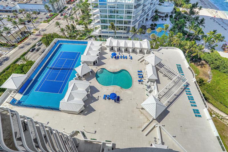  Condo & Townhome Photos
